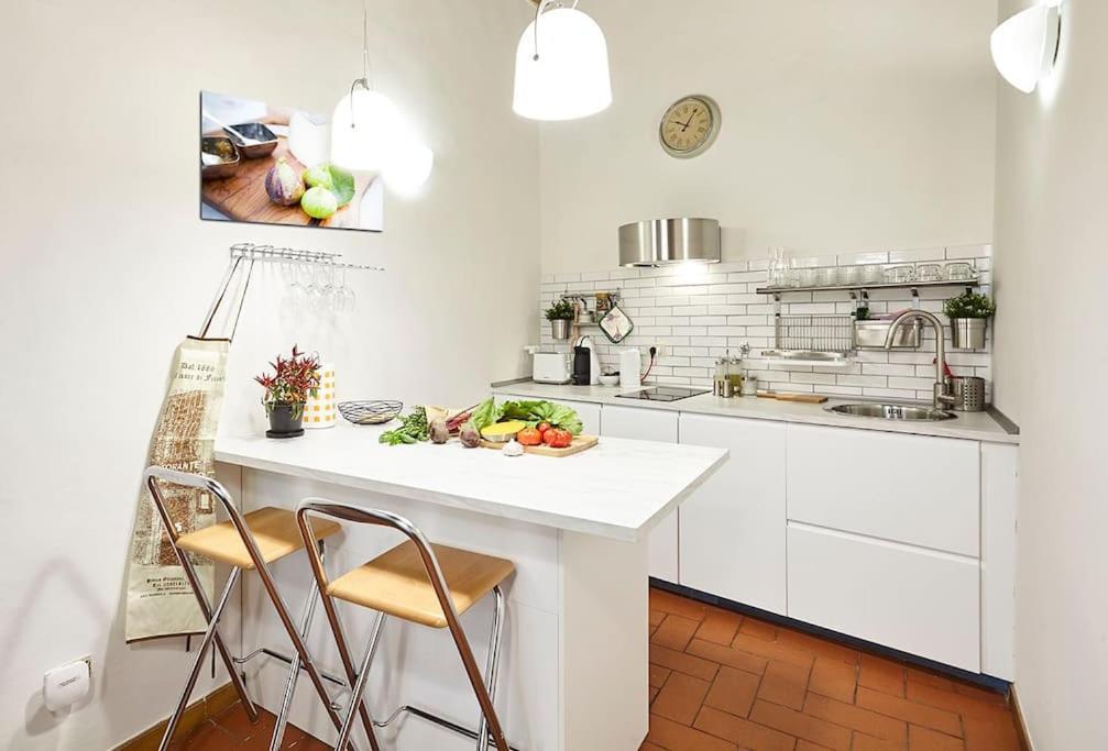 Sant'Ambrogio Studio Apartment Firenze Bagian luar foto