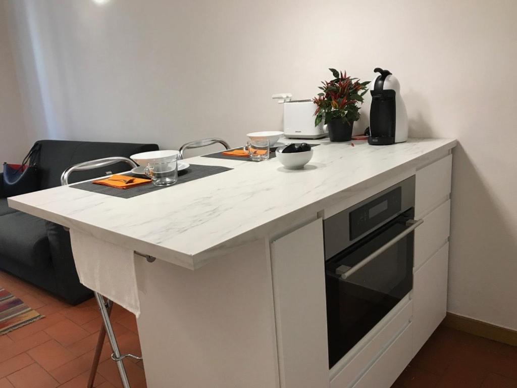 Sant'Ambrogio Studio Apartment Firenze Bagian luar foto