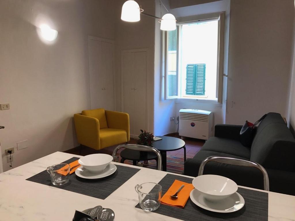 Sant'Ambrogio Studio Apartment Firenze Bagian luar foto